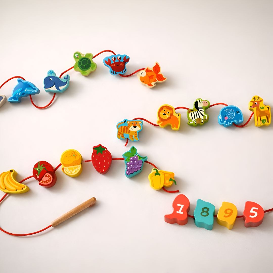 Wooden lacing toy (42pcs) by Playlogic Toyz