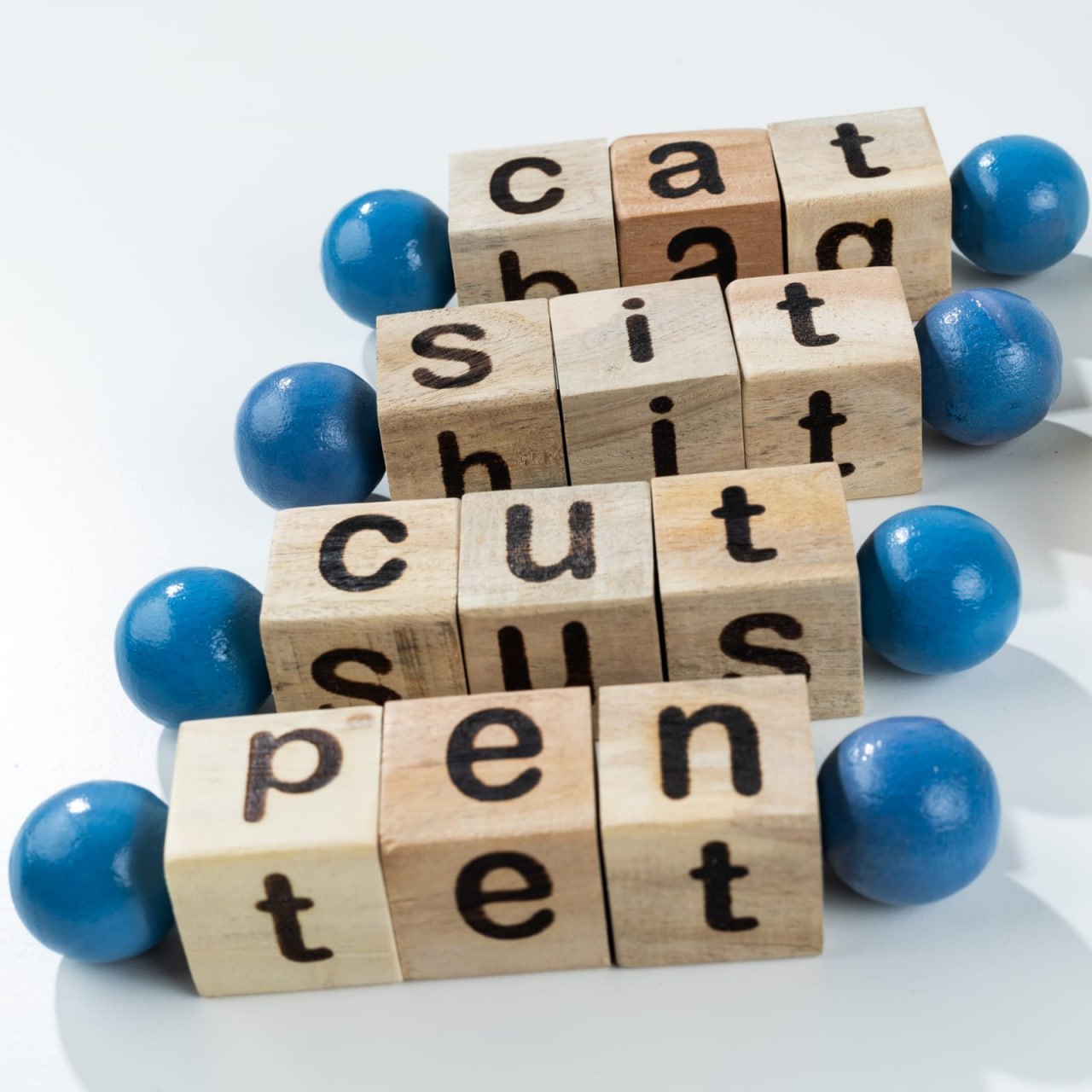 Wooden Spelling Blocks by Playlogic Toyz